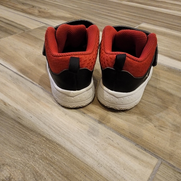 Jordans - Picture 3 of 3